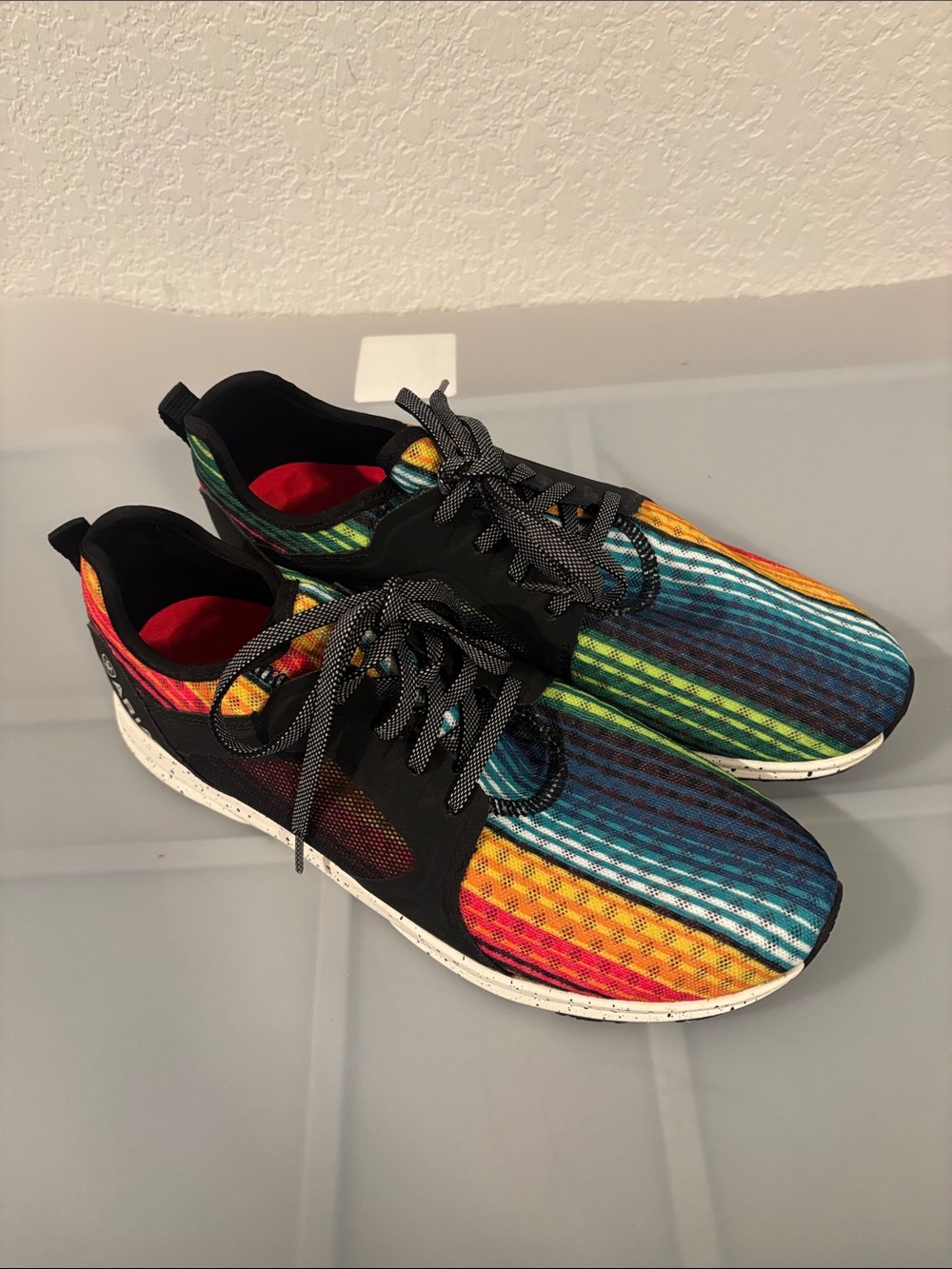 Ariat Fuse athletic sneakers SZ 9.5 vibrant rainbow serape mesh comfort walking